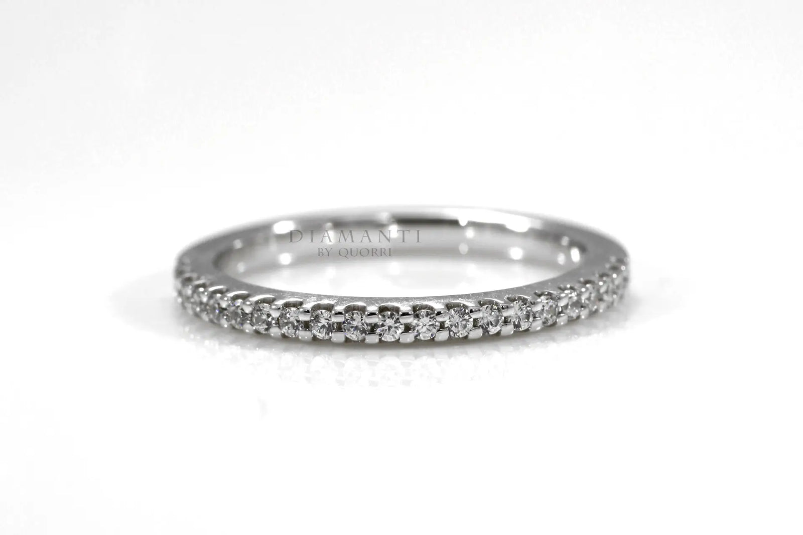 18k white gold designer scalloped round accented lab diamond wedding band Quorr