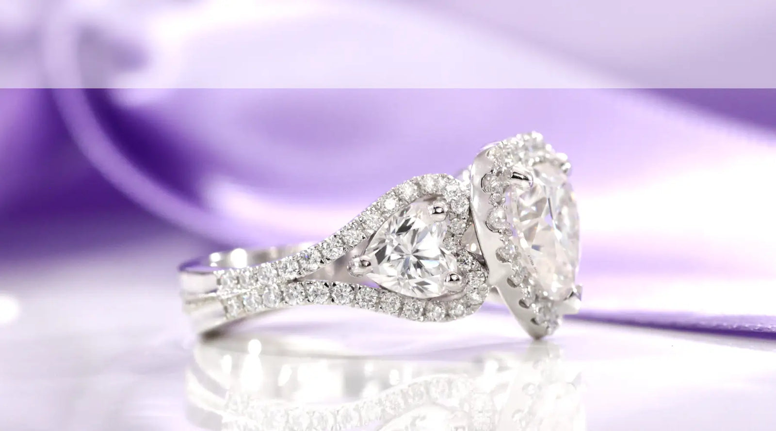 custom design your own gold and platinum diamond engagement ring at Quorri 