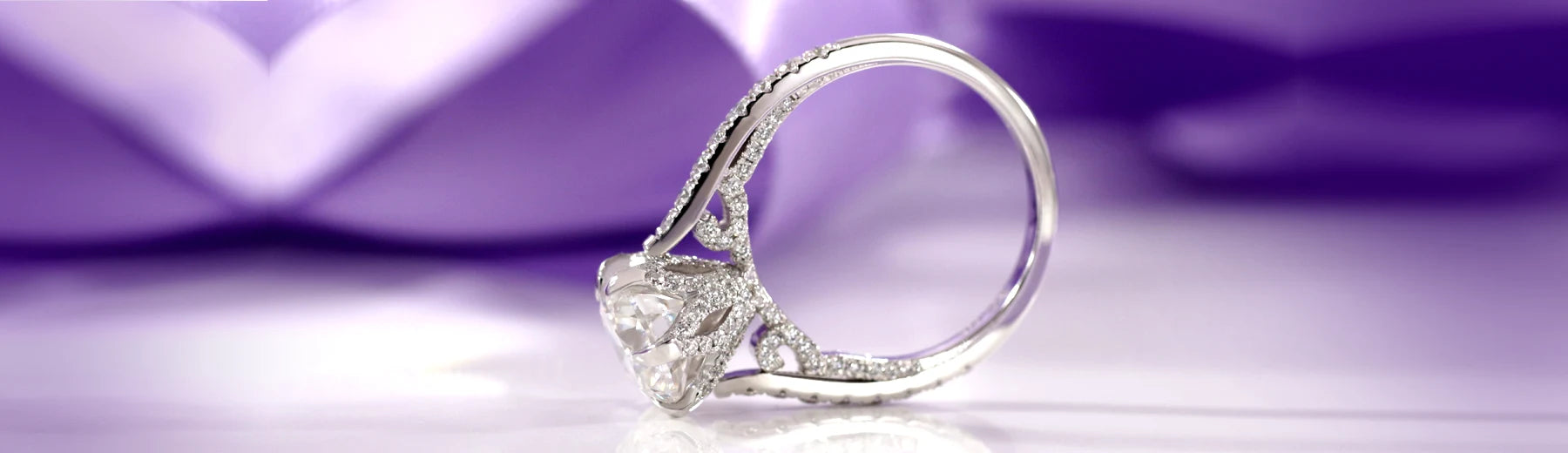 custom design your own custom engagement ring and wedding ring at Quorri