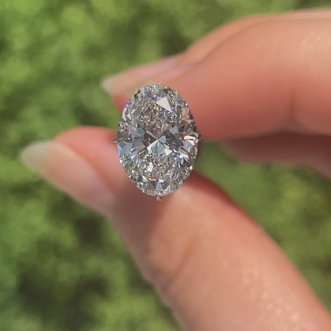 2 carat e vvs1 lab grown diamond at Quorri Canada