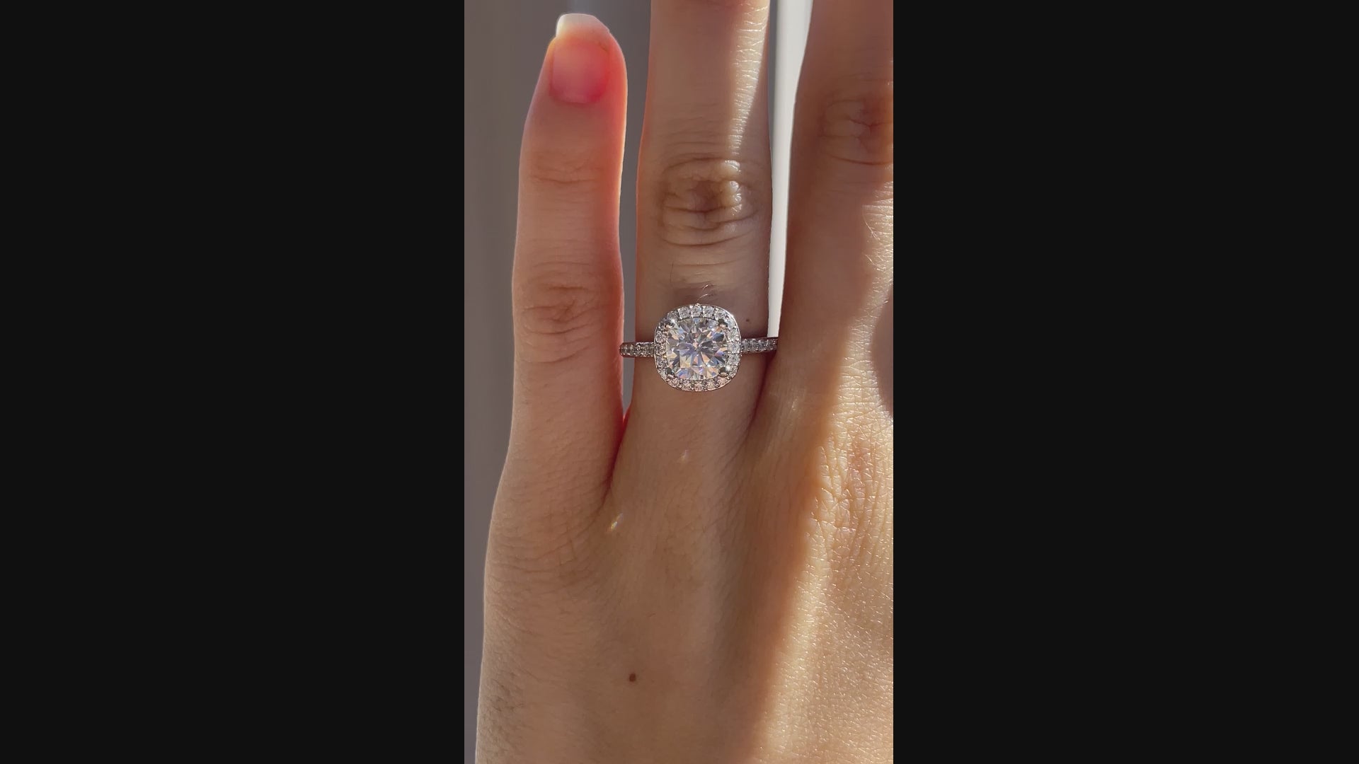 18k white gold 2 carat cushion halo lab grown created diamond engagement ring Canada