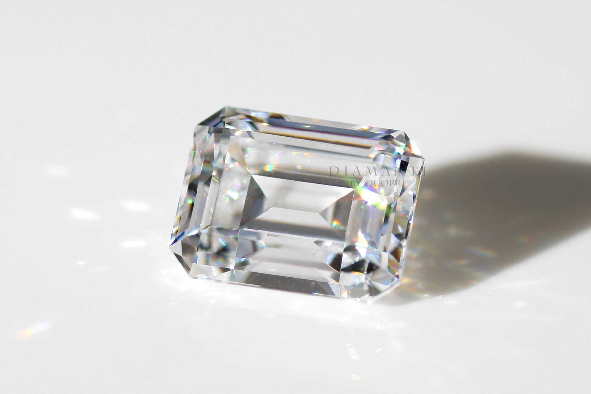 emerald cut lab grown diamond at Quorri Canada